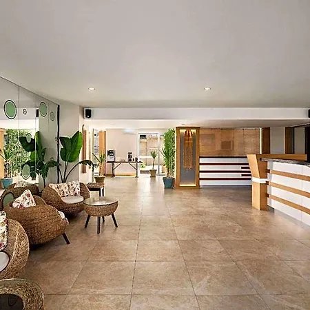 La Quinta By Wyndham 2*