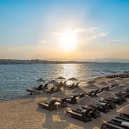 La Quinta By Wyndham Otel Çeşme